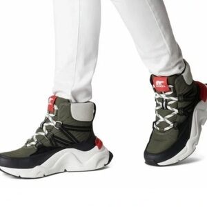 SOREL Kinetic Rnegd Waterproof High Top Sneaker Boot Size 7M
